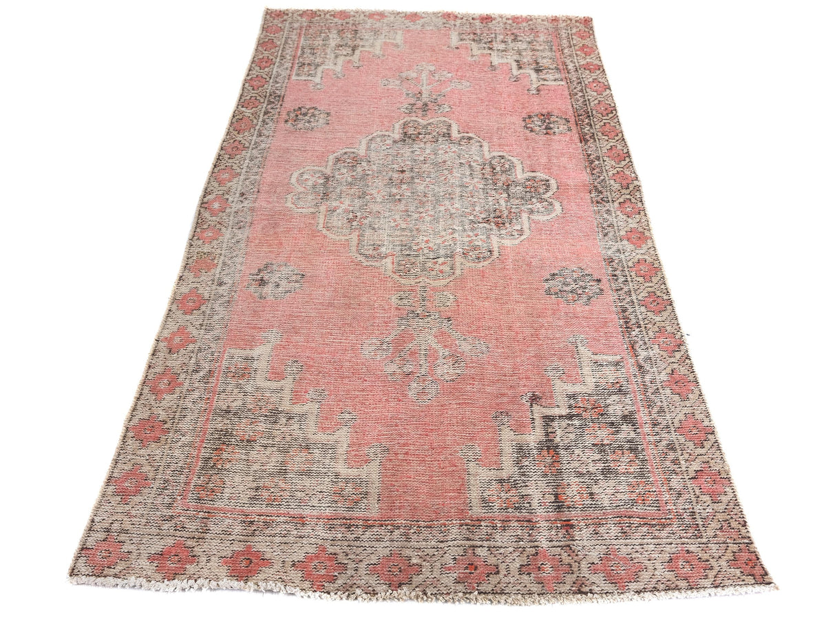 4x7 Vintage Area Rug, Oriental Turkish Anatolian Rug, Handwoven Organic Wool Living Room Rug, Dining Room Rug, SHR1949