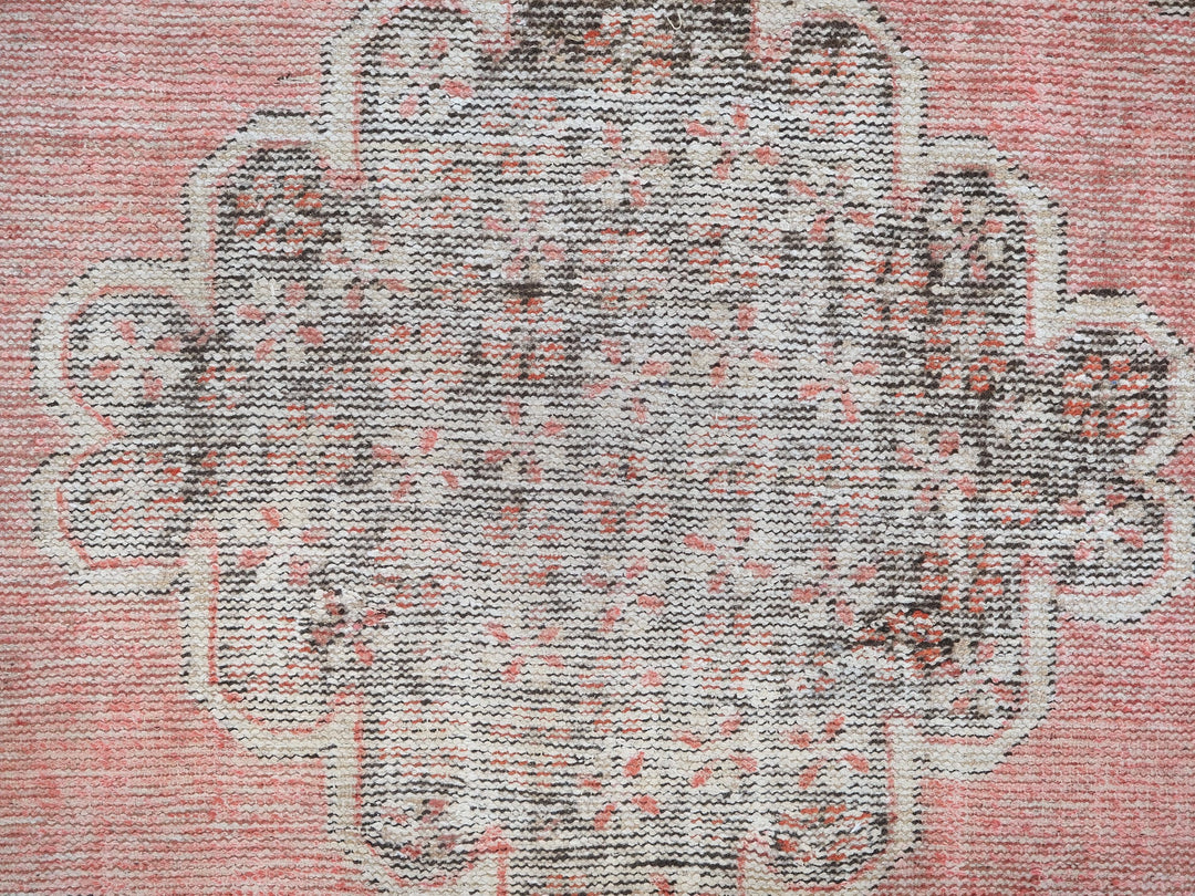 4x7 Vintage Area Rug, Pakistani Rug, Handwoven Organic Wool Living Room Rug, Dining Room Rug, SHR1949