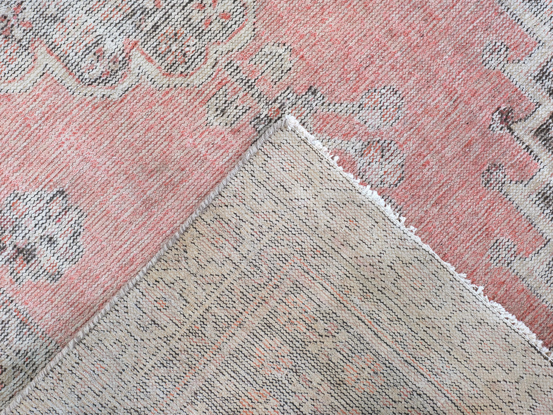 4x7 Vintage Area Rug, Pakistani Rug, Handwoven Organic Wool Living Room Rug, Dining Room Rug, SHR1949
