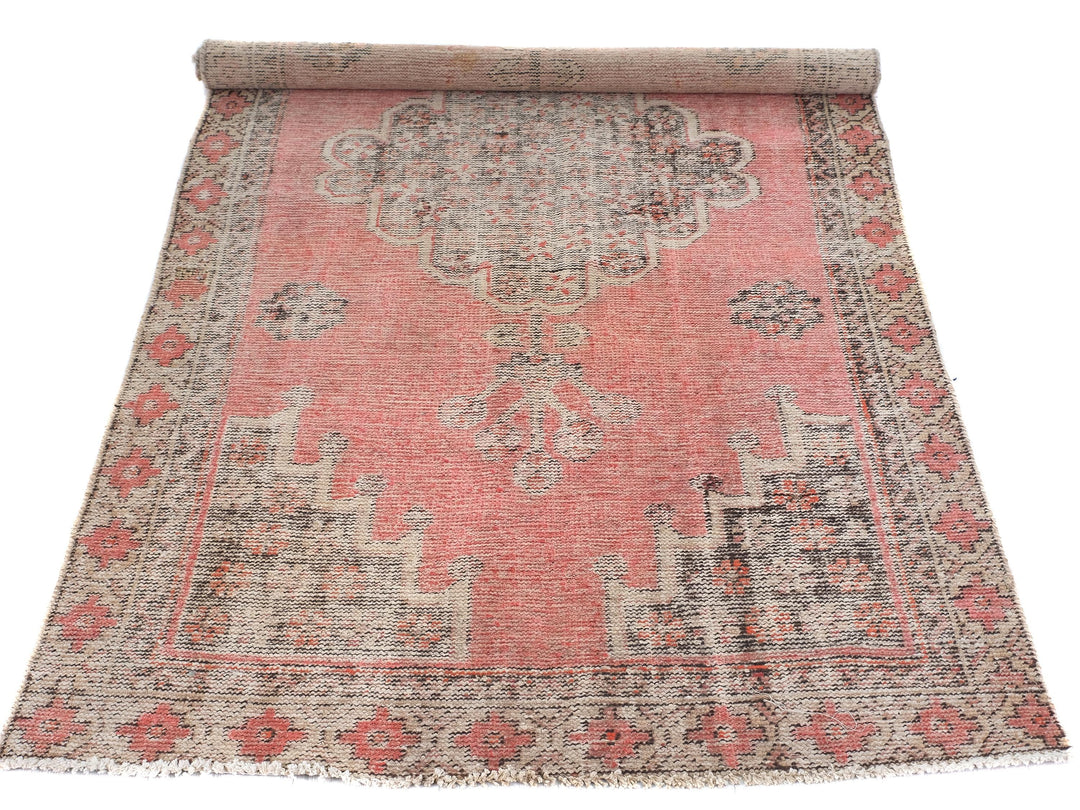 4x7 Vintage Area Rug, Pakistani Rug, Handwoven Organic Wool Living Room Rug, Dining Room Rug, SHR1949
